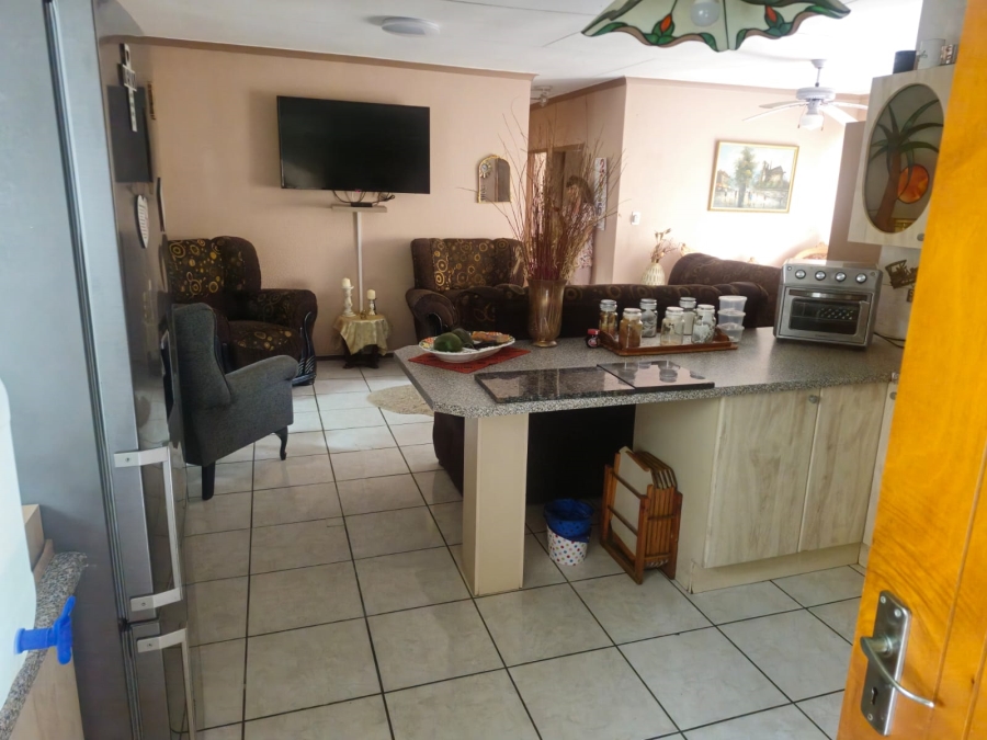 4 Bedroom Property for Sale in Safari Gardens North West